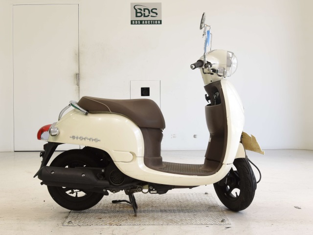 Honda GIORNO 2011