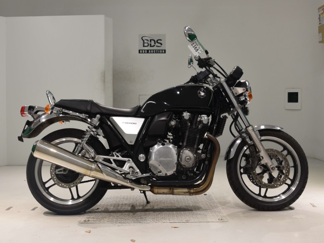 Honda CB1100 2011