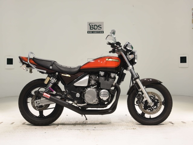 Kawasaki ZEPHYR400 2010