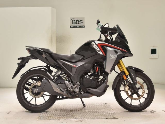 Honda CB200XA 2021