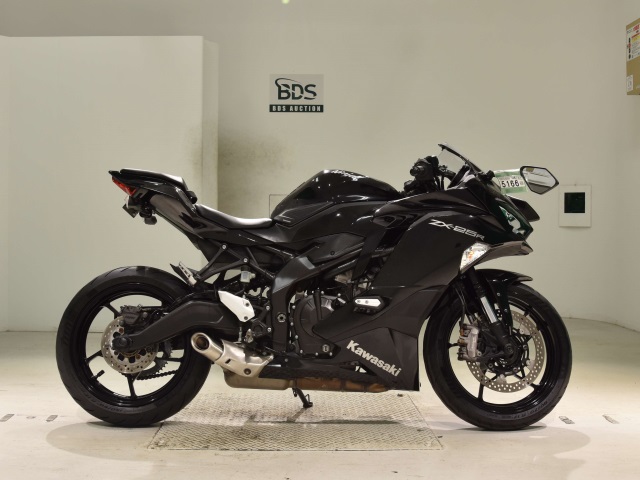 Kawasaki NINJA ZX-25R 2021
