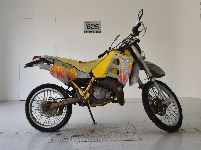 Suzuki TS125R