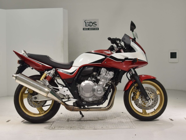 Honda CB400SFV BOLDOR 2010