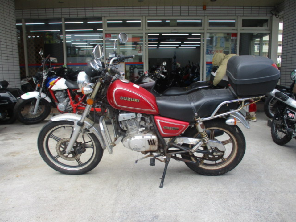 Suzuki GN125-2F 2018