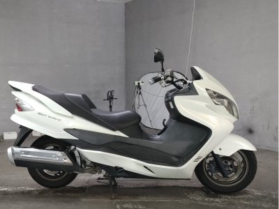 Suzuki SKYWAVE 250SS