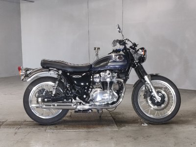 Kawasaki W800 2023