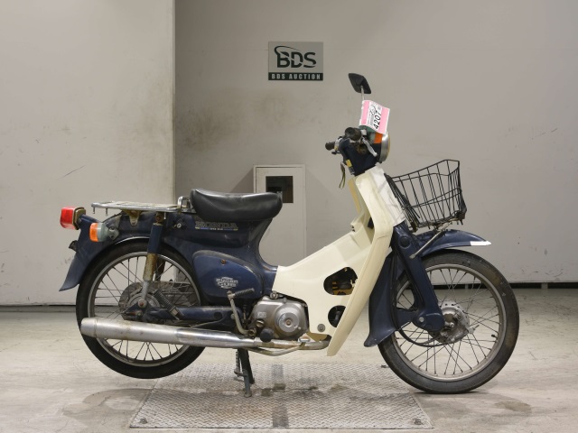 Honda C90 1995