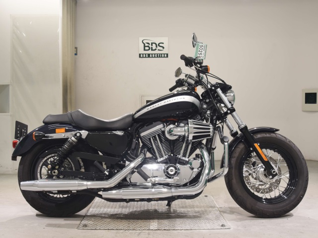 HD SPORTSTER CUSTOM XL1200C 2020