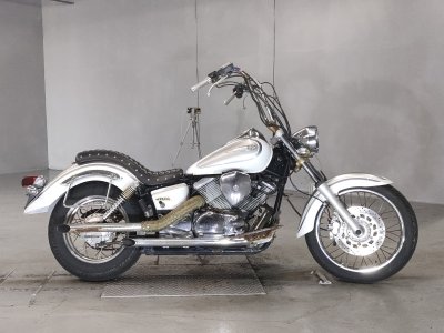 Yamaha DRAGSTAR XVS250