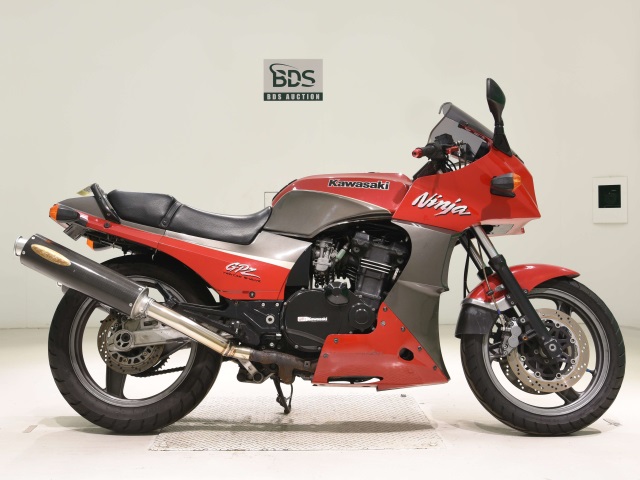 Kawasaki GPZ900R 1993