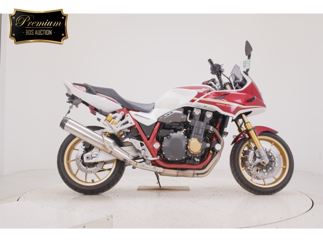 Honda CB1300SF 2021