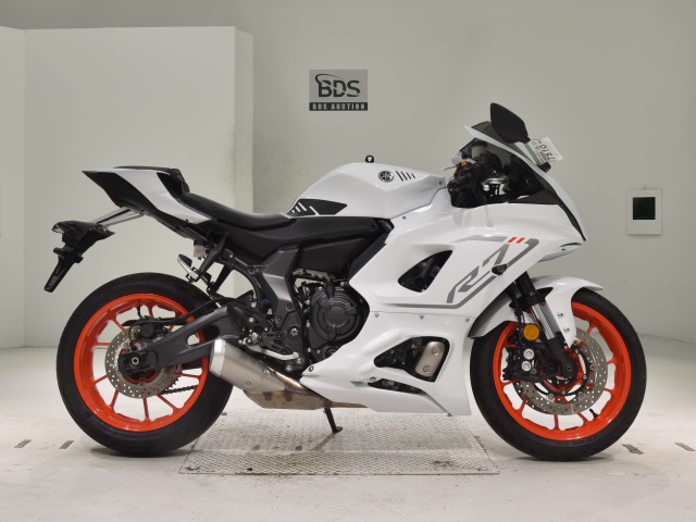 Yamaha YZF-R7-2 2023