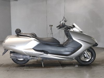 Yamaha MAGZAM 2005