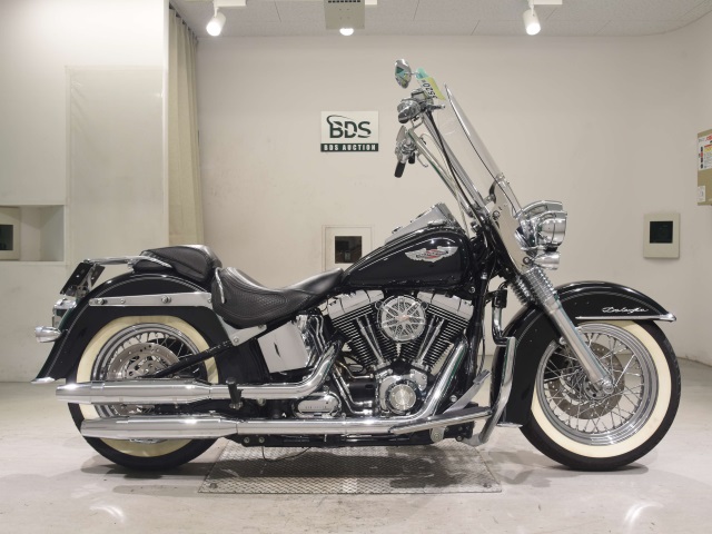 HD DELUXE FLSTN1580 2011