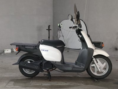 Yamaha GEAR 2011