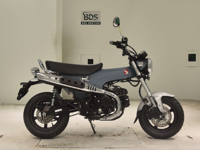 Honda DAX125 2022