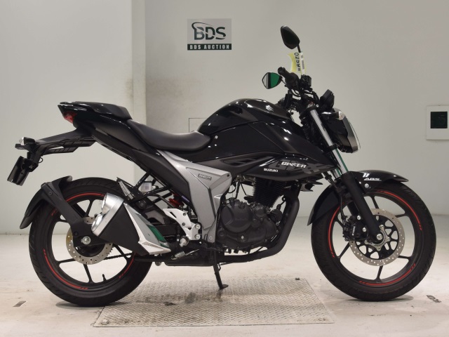 Suzuki GIXXER150
