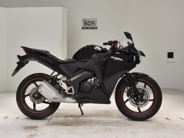 Honda CBR125R 2013
