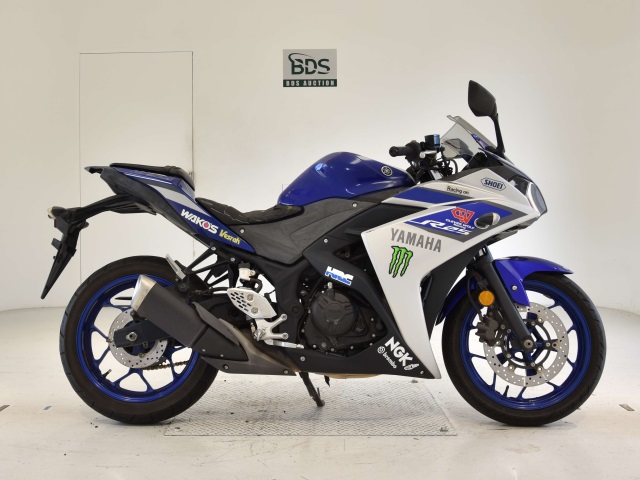 Yamaha YZF-R25 2015