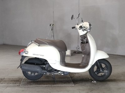 Honda GIORNO 2011