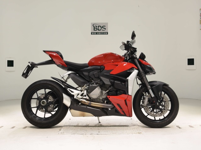 Ducati STREETFIGHTER V2 2024