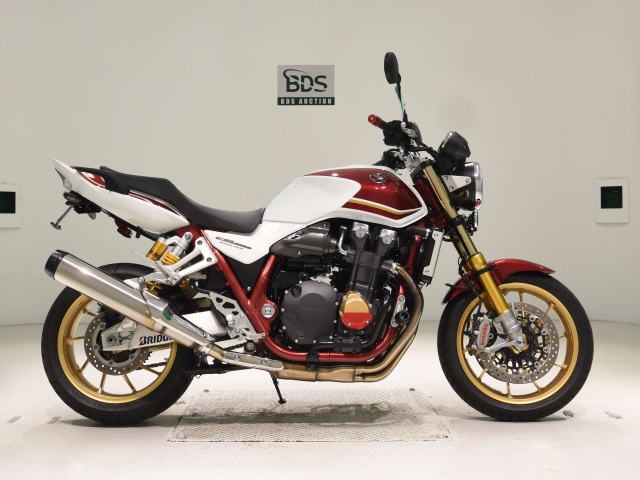 Honda CB1300SF 2023