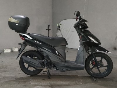 Suzuki ADDRESS V110
