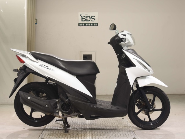 Suzuki ADDRESS V110