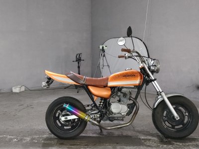 Honda APE50 2002