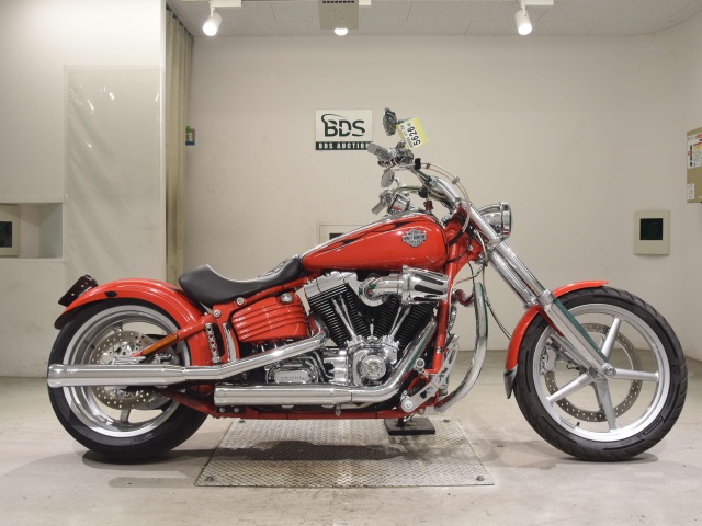 HD ROCKER C FXCWC1580 2010