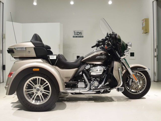 HD ELECTRA GLIDE FLHTCU1750 TRIKE 2018