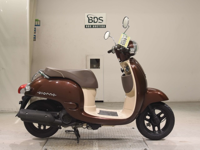 Honda GIORNO 2011