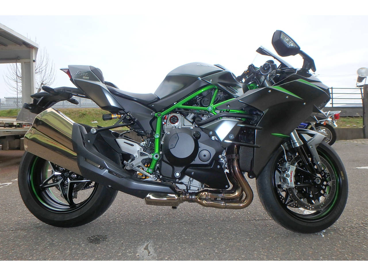 Kawasaki NINJA H2 2021