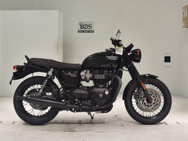 Triumph BONNEVILLE T120 2017