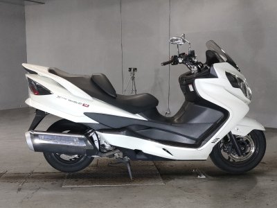 Suzuki SKYWAVE 250M