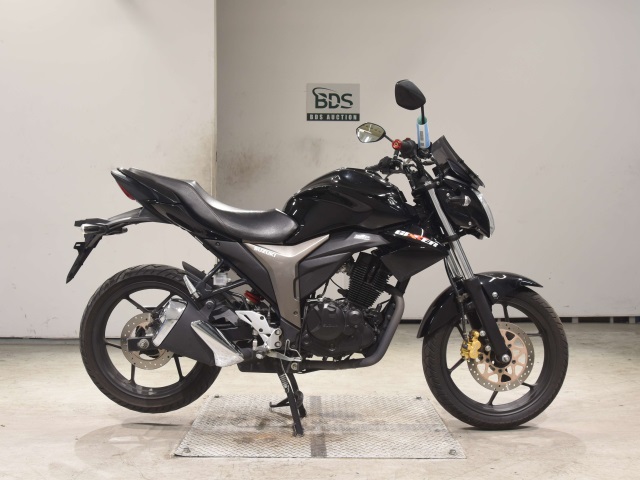 Suzuki GIXXER150