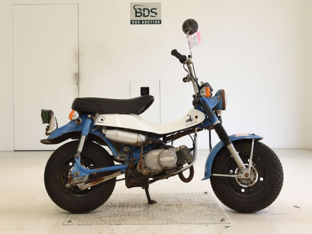 Suzuki RV75