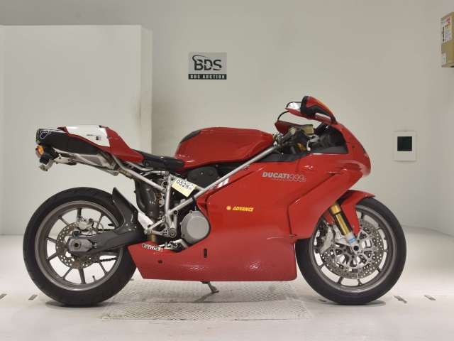 Ducati 999 2004