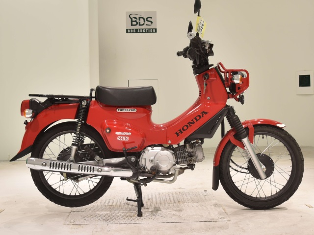 Honda CC110 CROSSCUB 2018