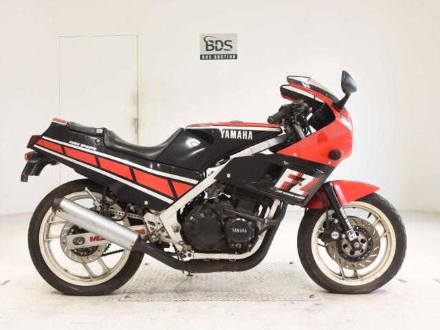 Yamaha FZ400R 1986