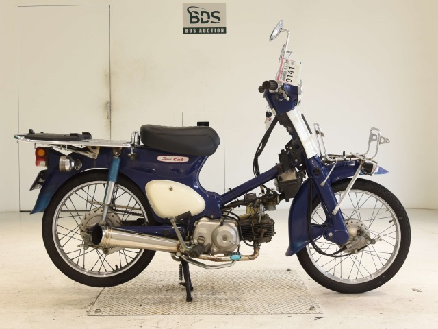 Honda C50 2002