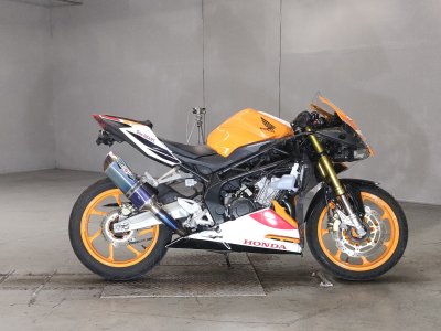 Honda CBR250R