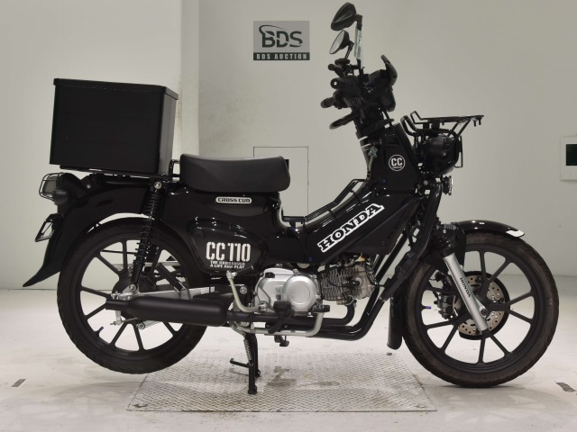 Honda CC110 CROSSCUB 2022