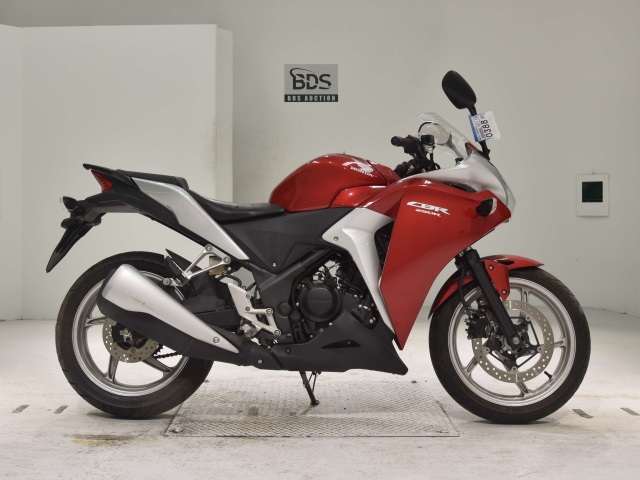 Honda CBR250R 2011