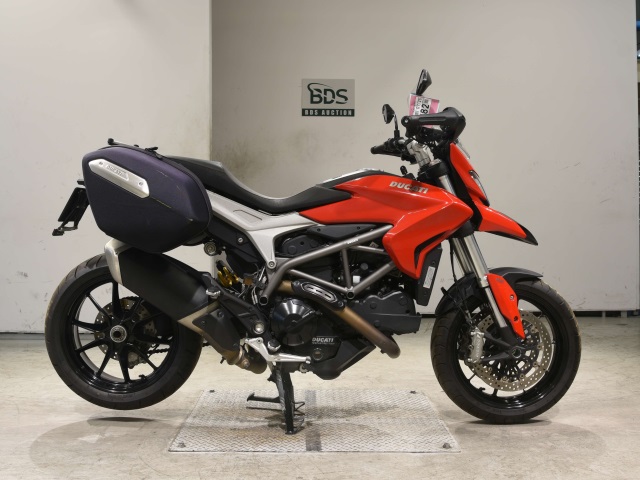 Ducati HYPERMOTARD 821 2014