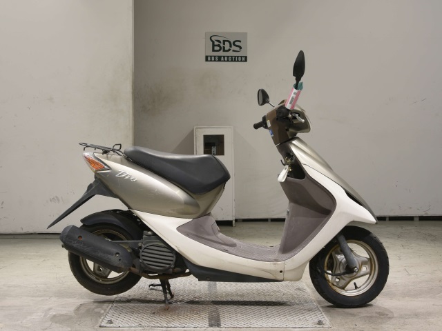 Honda DIO-5 2004