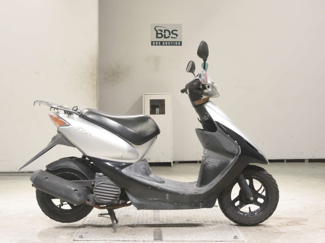 Honda DIO-5 2004
