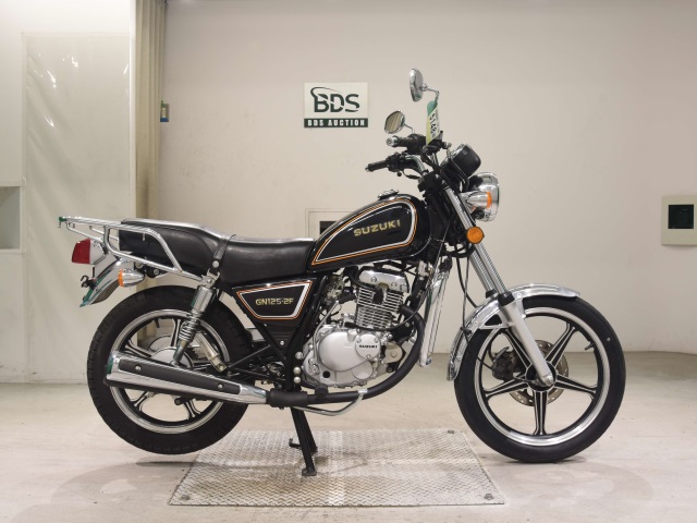 Suzuki GN125-2F 2016