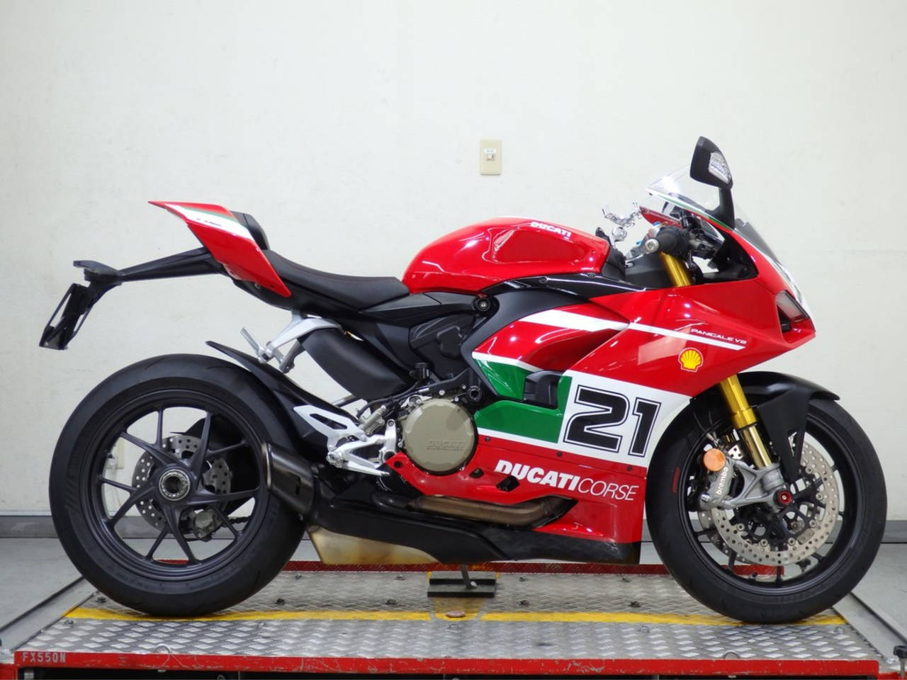 Ducati 955 PANIGALE V2 2024