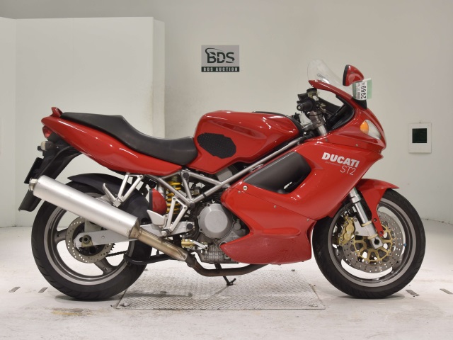 Ducati ST2 2001